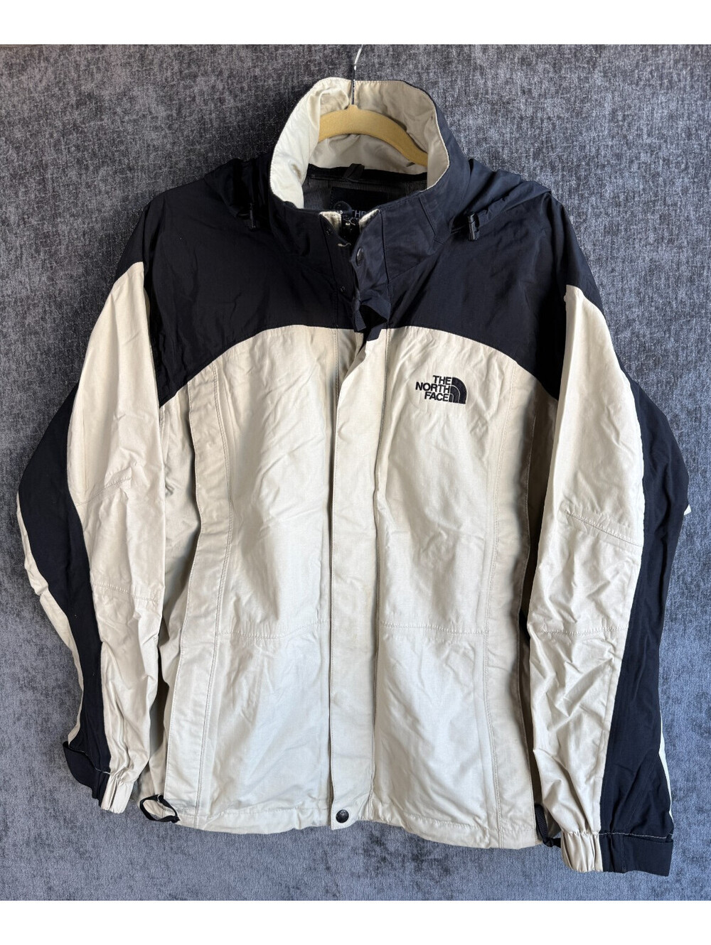 The North Face Mens Medium Rain Jacket Shell Hooded Beige Black Vintage Full Zip